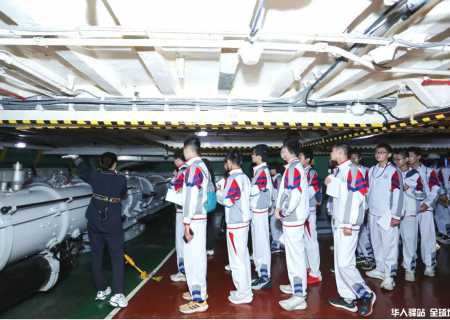 带娃探秘真航母,航母主题公园研学手册