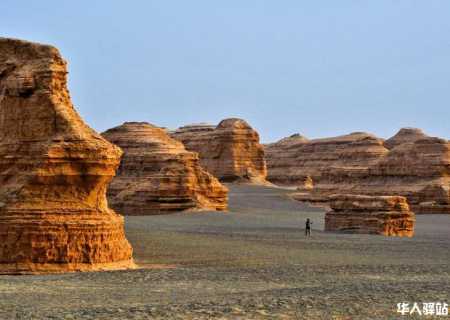 敦煌莫高窟一日游价格，东线莫高窟旅游团多少钱？